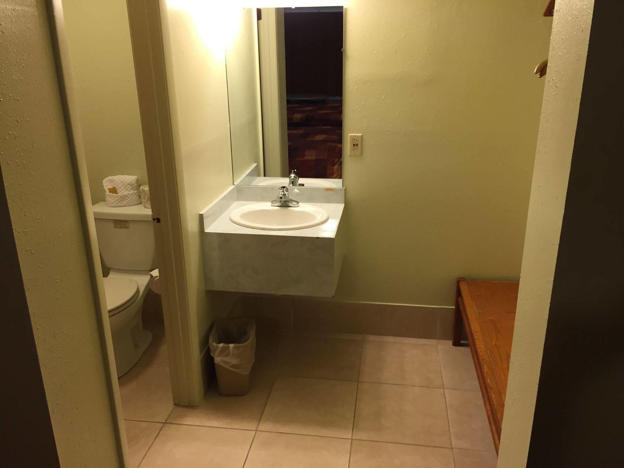Sebring Inn المظهر الخارجي الصورة