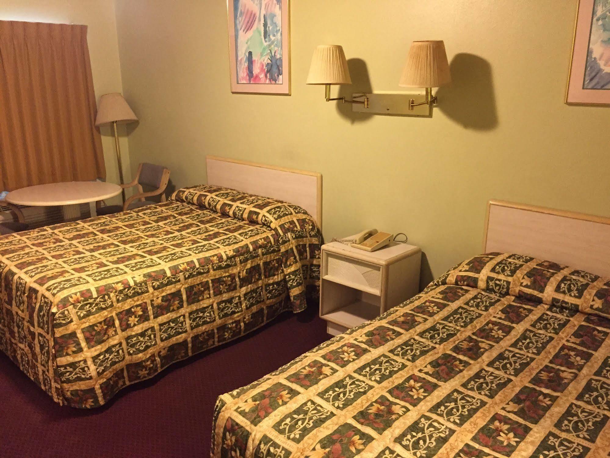 Sebring Inn المظهر الخارجي الصورة